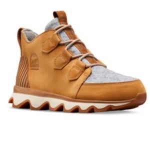 BNIB- Women’s Sorel Kinetic Shoes
